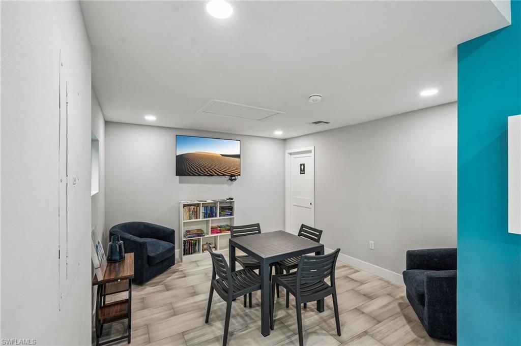 3710 Fieldstone Blvd, Unit 504, Naples, FL 34109 Photo