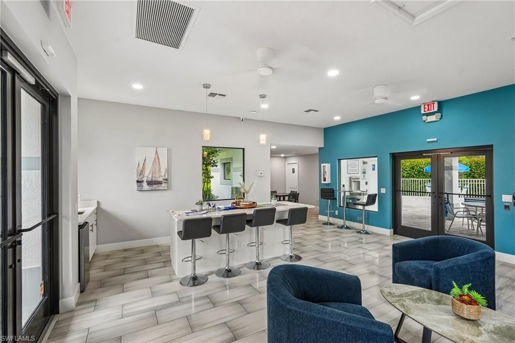 3710 Fieldstone Blvd, Unit 504, Naples, FL 34109 Photo
