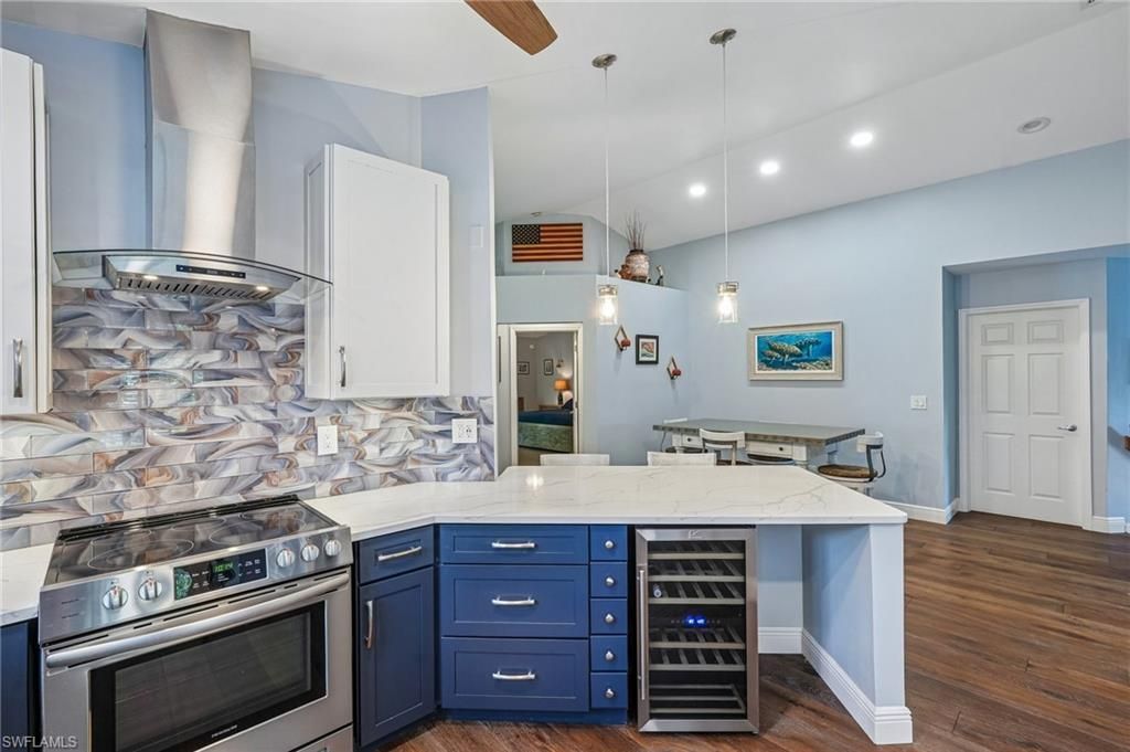3710 Fieldstone Blvd, Unit 504, Naples, FL 34109 Photo