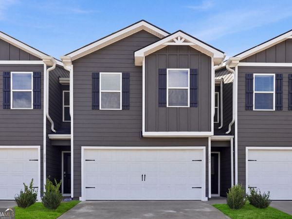 206 Norchester Avenue, Hogansville, GA 30230