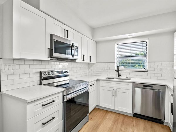 300 S NIMBUS AVENUE , Unit 6, CLEARWATER, FL 33765