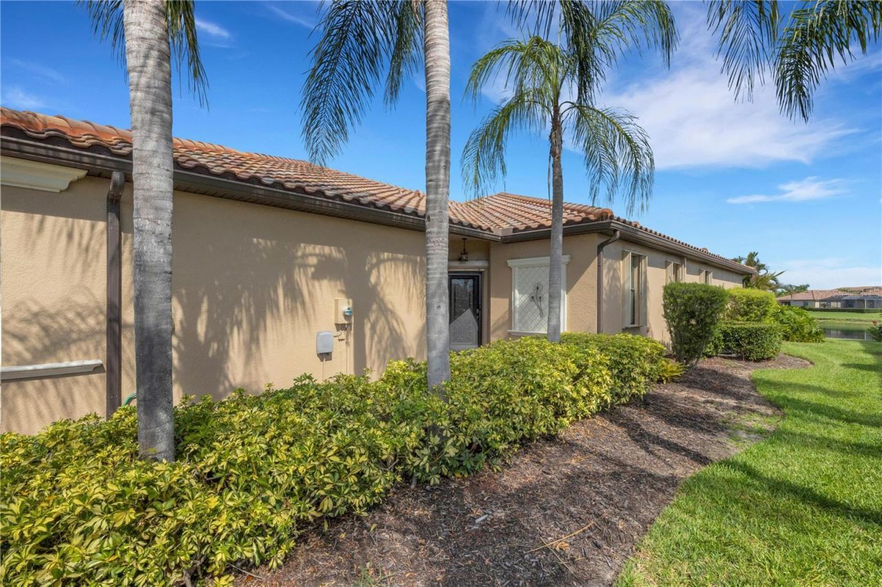 6619 Candlestick Drive, Bradenton, FL 34212 Photo