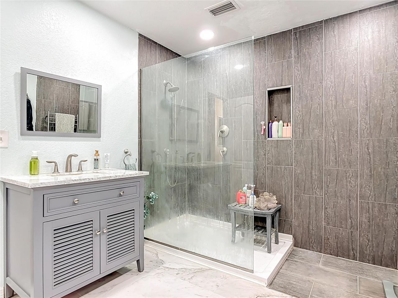 1205 S Riverside Drive , Edgewater, FL 32132 Photo
