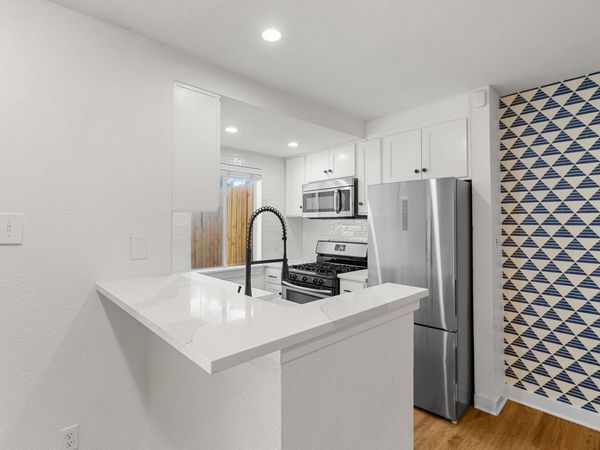 3601 Menchaca RD, Unit 110, Austin, TX 78704