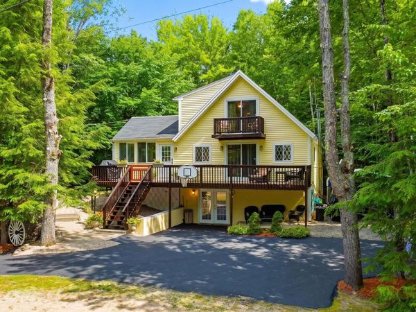 30 Hickory Lane, Moultonborough, NH 03254
