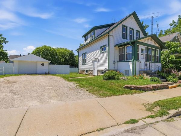 180 N Park AVENUE, Fond Du Lac, WI 54935