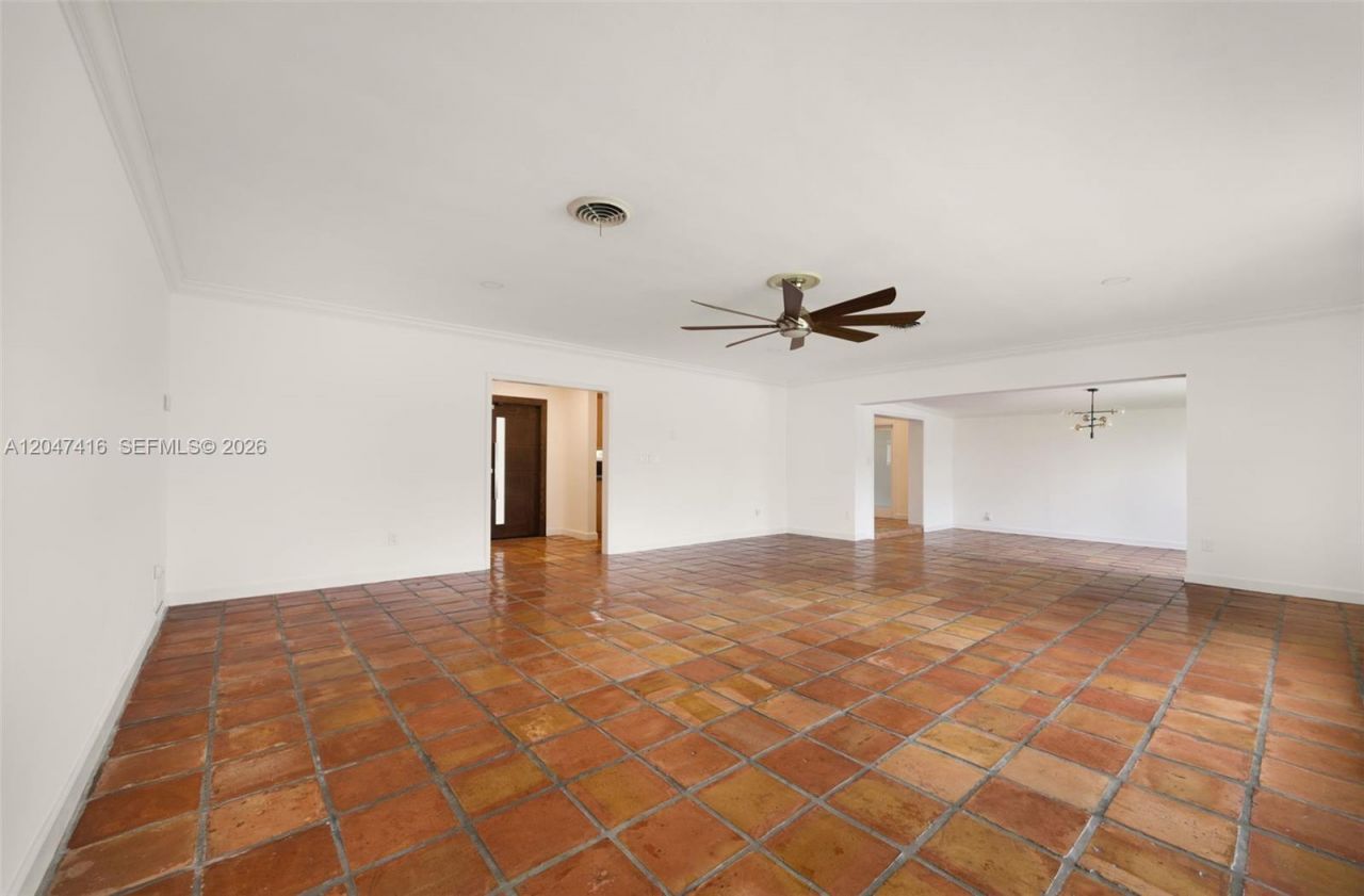 8345 SW 90th St , Miami, FL 33156 Photo