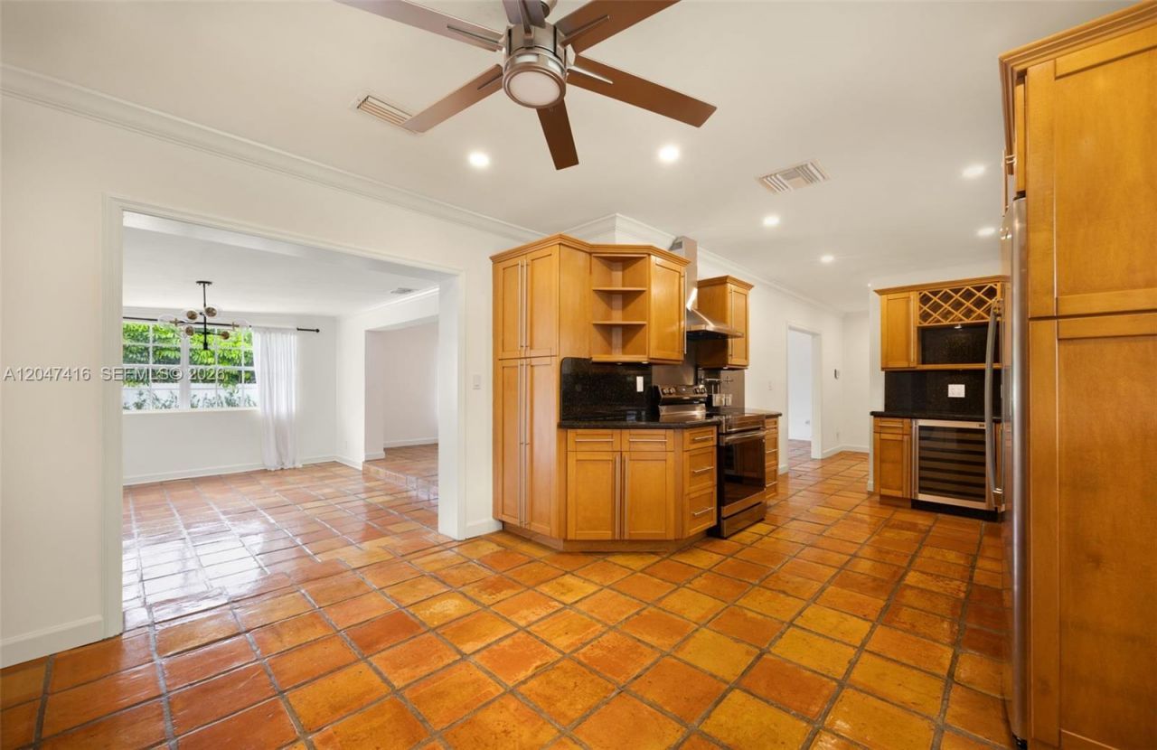 8345 SW 90th St , Miami, FL 33156 Photo