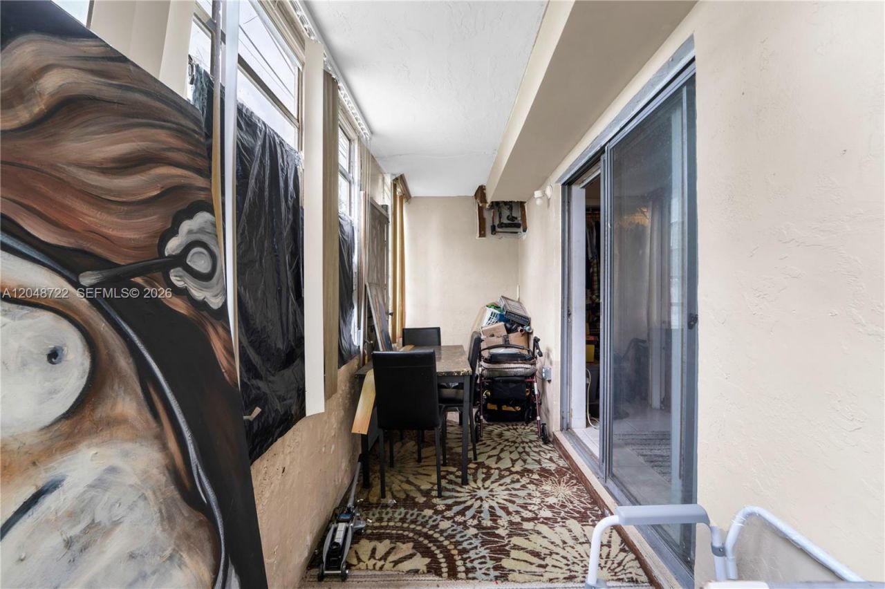 20337 NE 2nd Ave , Unit 2, Miami, FL 33179 Photo