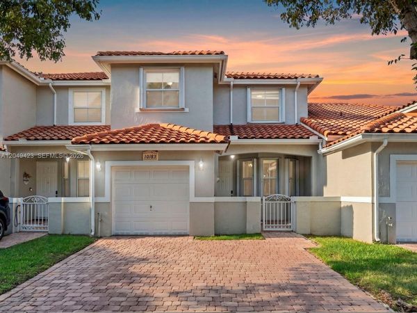 10183 NW 43rd Ter , Doral, FL 33178