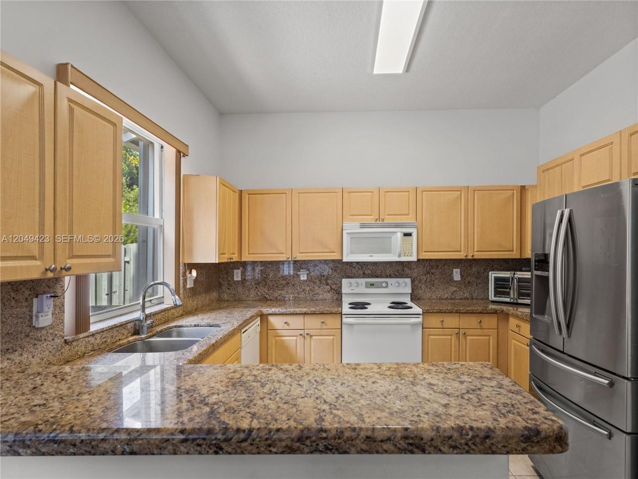 10183 NW 43rd Ter , Doral, FL 33178 Photo