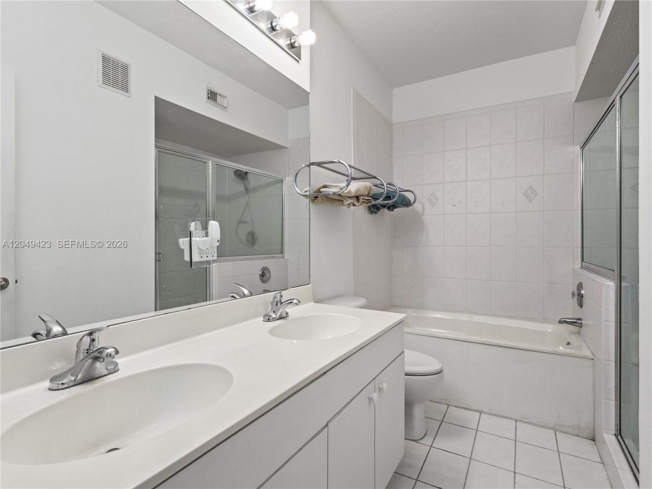 10183 NW 43rd Ter, Doral, FL 33178 Photo