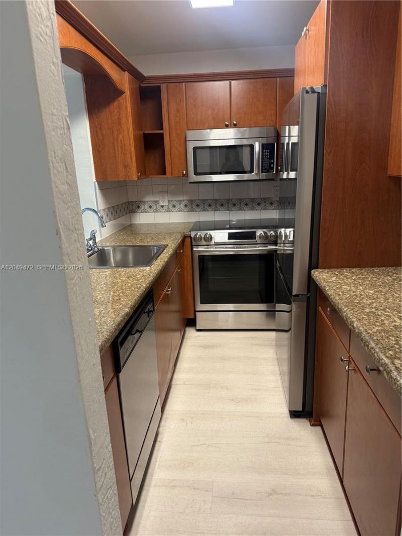 7403 SW 82nd St , Unit 109N, Miami, FL 33143 Photo