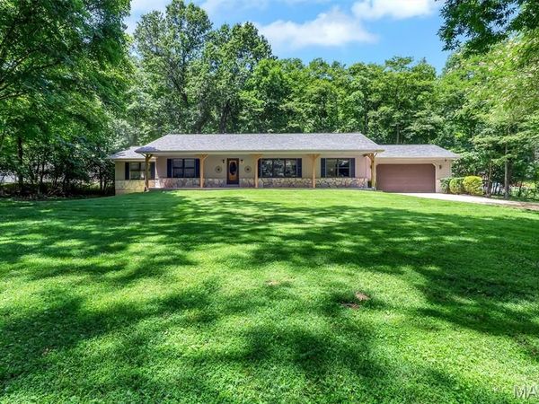 2469 Wild Valley Drive, High Ridge, MO 63049