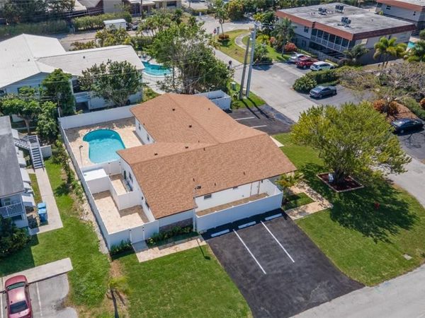 5122 NE 19th Avenue, Unit 2, Fort Lauderdale, FL 33308