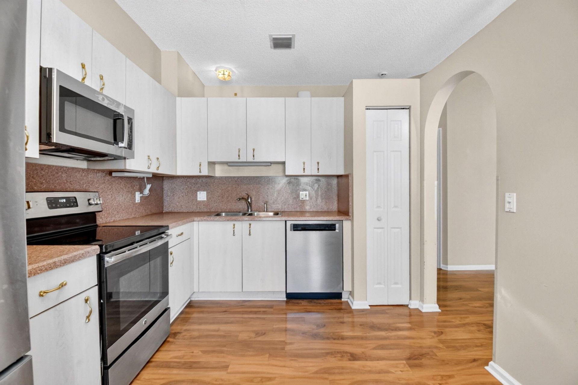 8410 Cargill Point, West Palm Beach, FL 33411 Photo