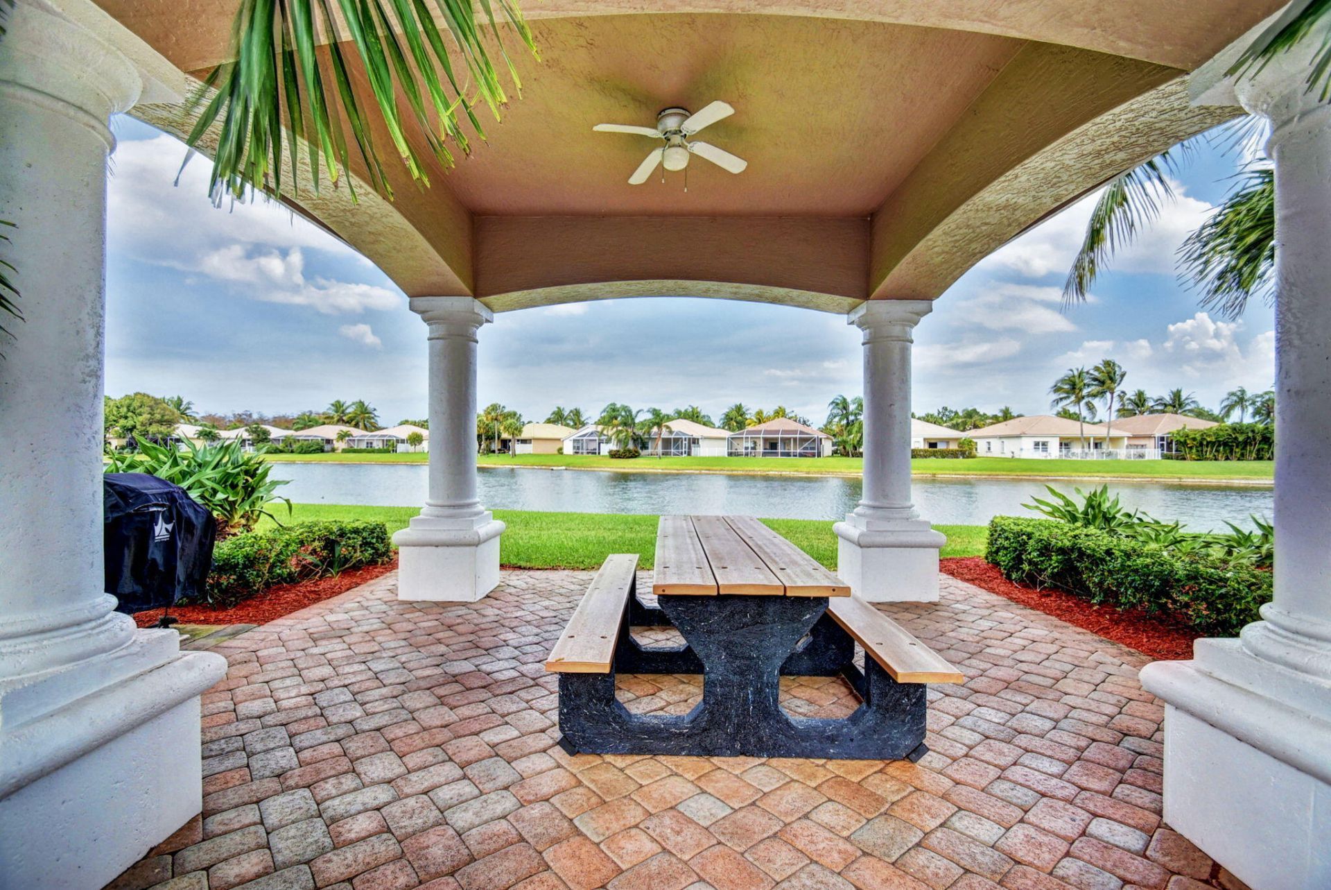 8410 Cargill Point, West Palm Beach, FL 33411 Photo