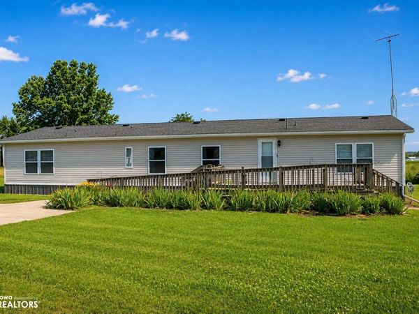 405 Varnum Street, Eldon, IA 52554