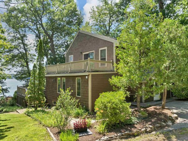 8-11 River Road, Barrington, NH 03825