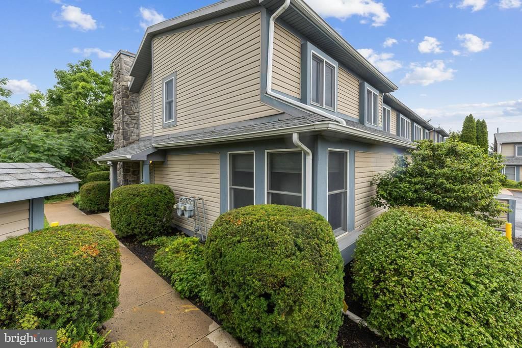 710 TUSSEY LANE , STATE COLLEGE, PA 16801