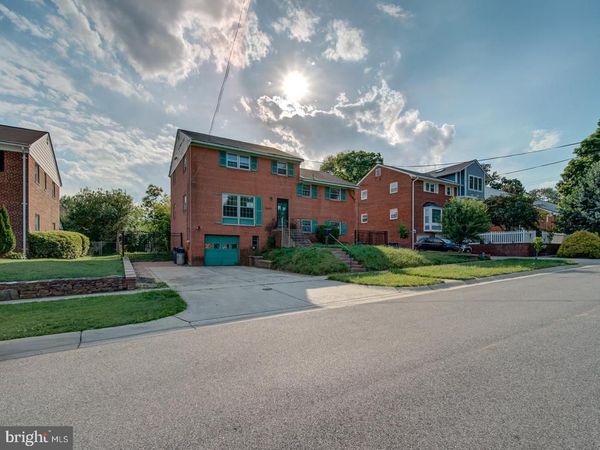 9842 BELHAVEN ROAD, BETHESDA, MD 20817