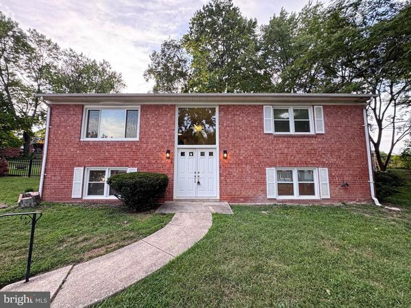 7704 FANWOOD COURT, DISTRICT HEIGHTS, MD 20747