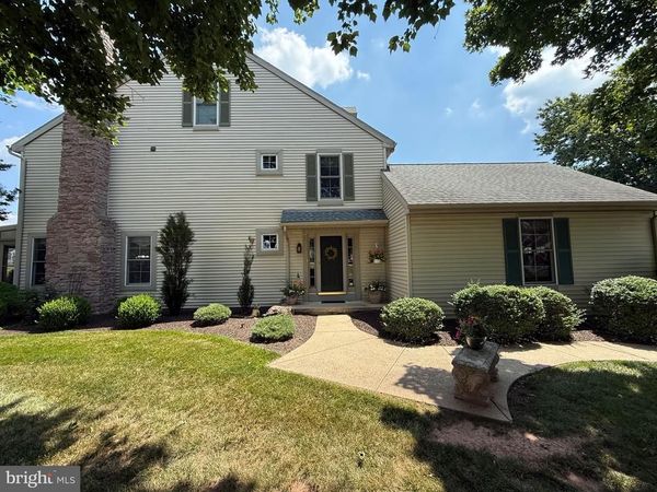 1290 CRESTVIEW DRIVE, DENVER, PA 17517