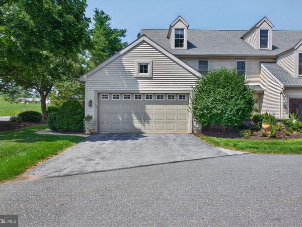 1290 CRESTVIEW DRIVE, DENVER, PA 17517