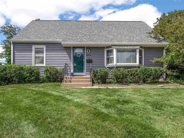 4016 Vine Ave SE, Cedar Rapids, IA 52403