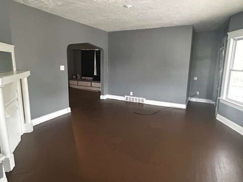 11506 Ohlman Avenue, Cleveland, OH 44108 Photo 4