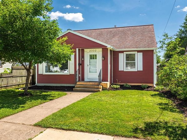 2332 Ferry STREET, La Crosse, WI 54601