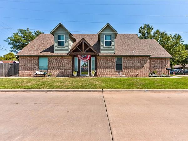 4401 N Central Road, Bethany, OK 73008