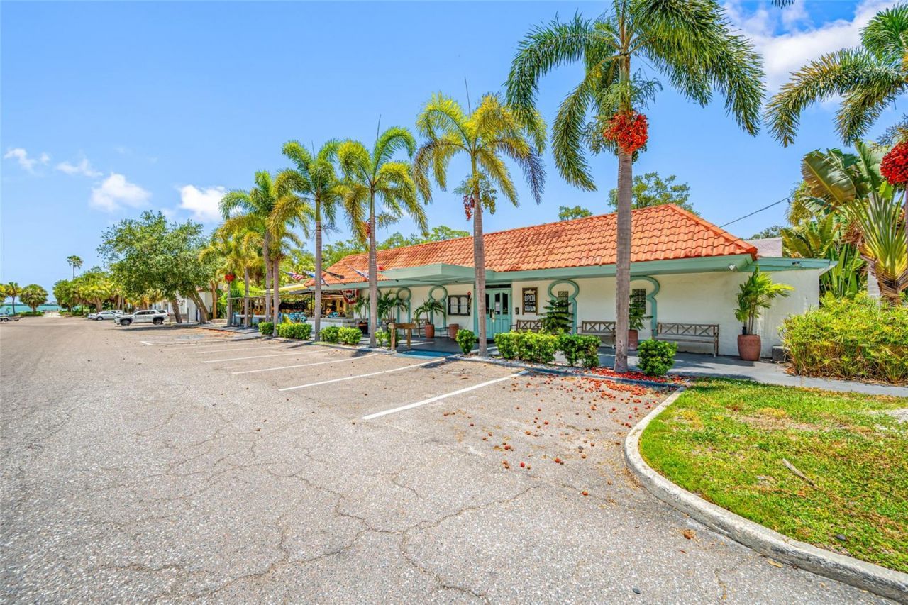 1700 Park Street N, Unit 105, Saint Petersburg, FL 33710 Photo