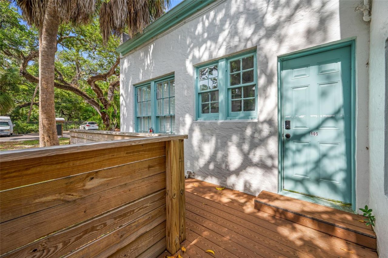 1700 Park Street N, Unit 105, Saint Petersburg, FL 33710 Photo