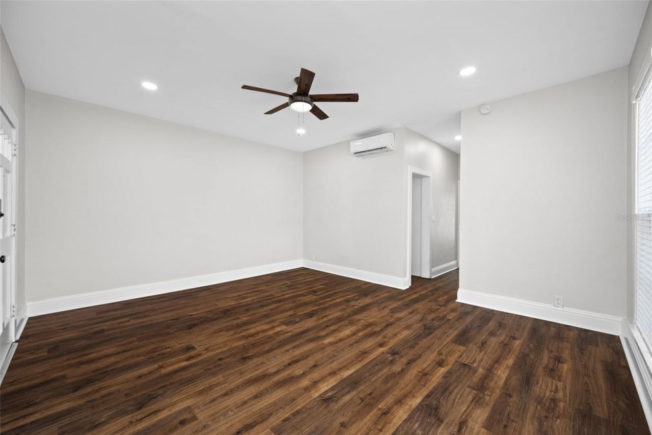 1700 Park Street N, Unit 105, Saint Petersburg, FL 33710 Photo