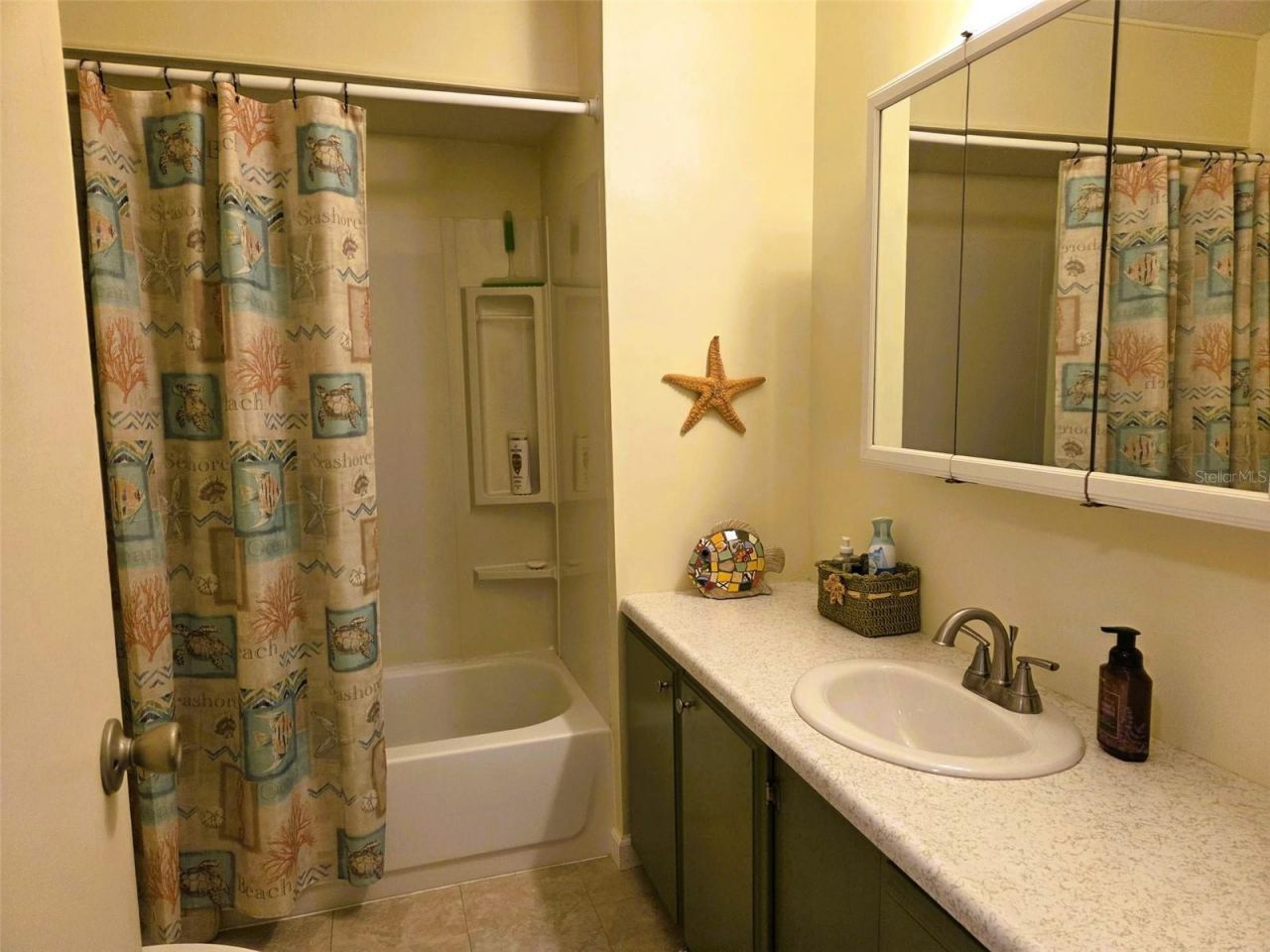 3383 Oakwood Boulevard N, Sarasota, FL 34237 Photo