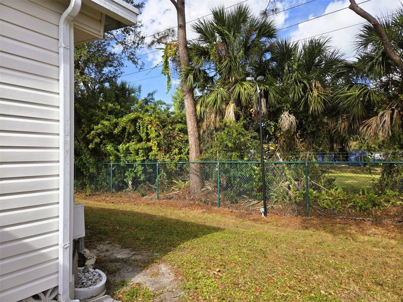 3383 Oakwood Boulevard N, Sarasota, FL 34237 Photo