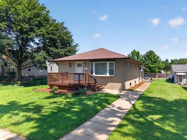612 W Cleveland Street , Spring Valley, IL 61362