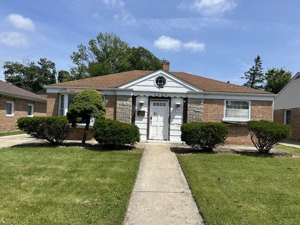 2222 Spruce Road , Homewood, IL 60430