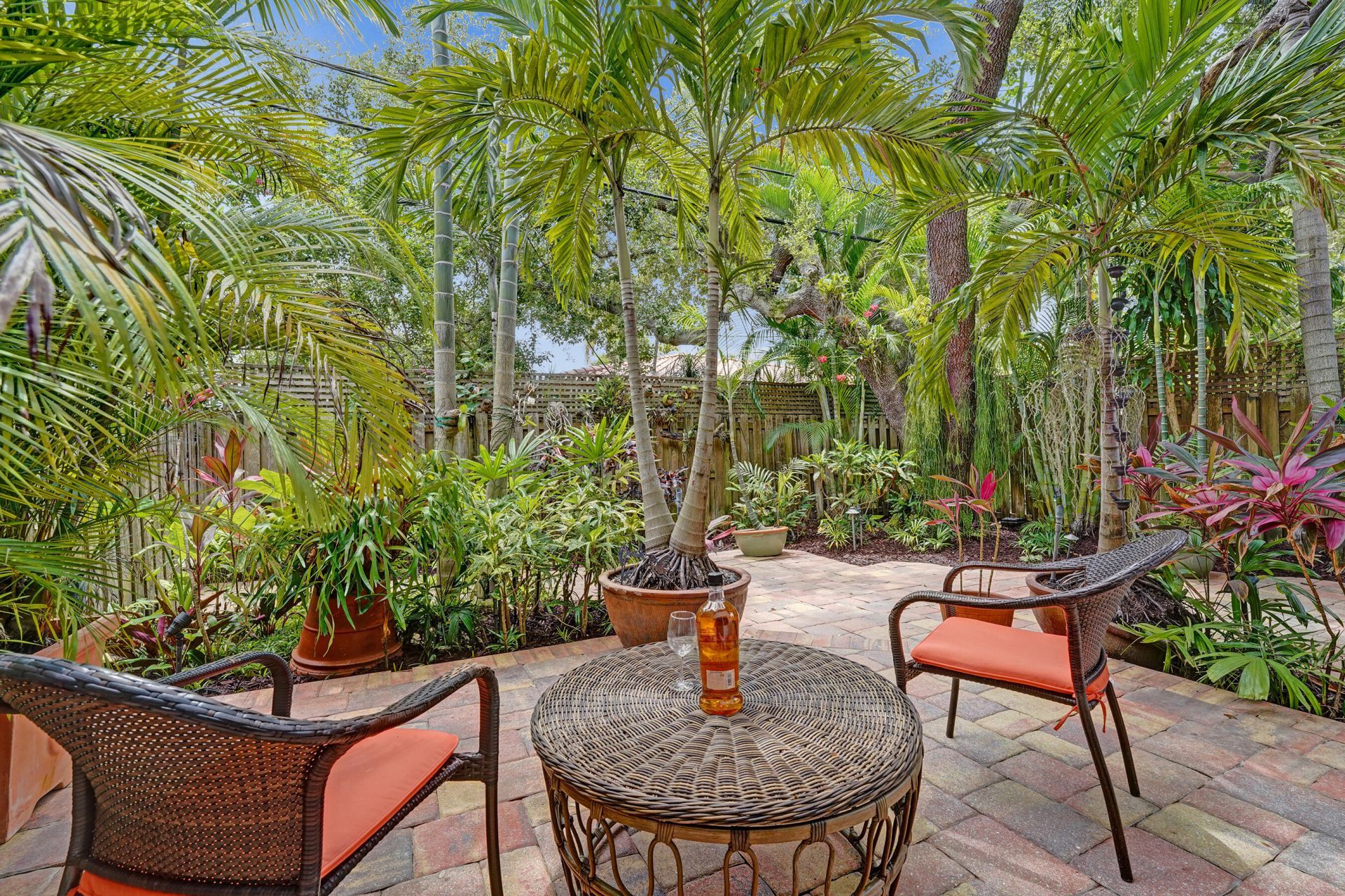 620 NE 9th Avenue, Unit 6, Fort Lauderdale, FL 33304 Photo