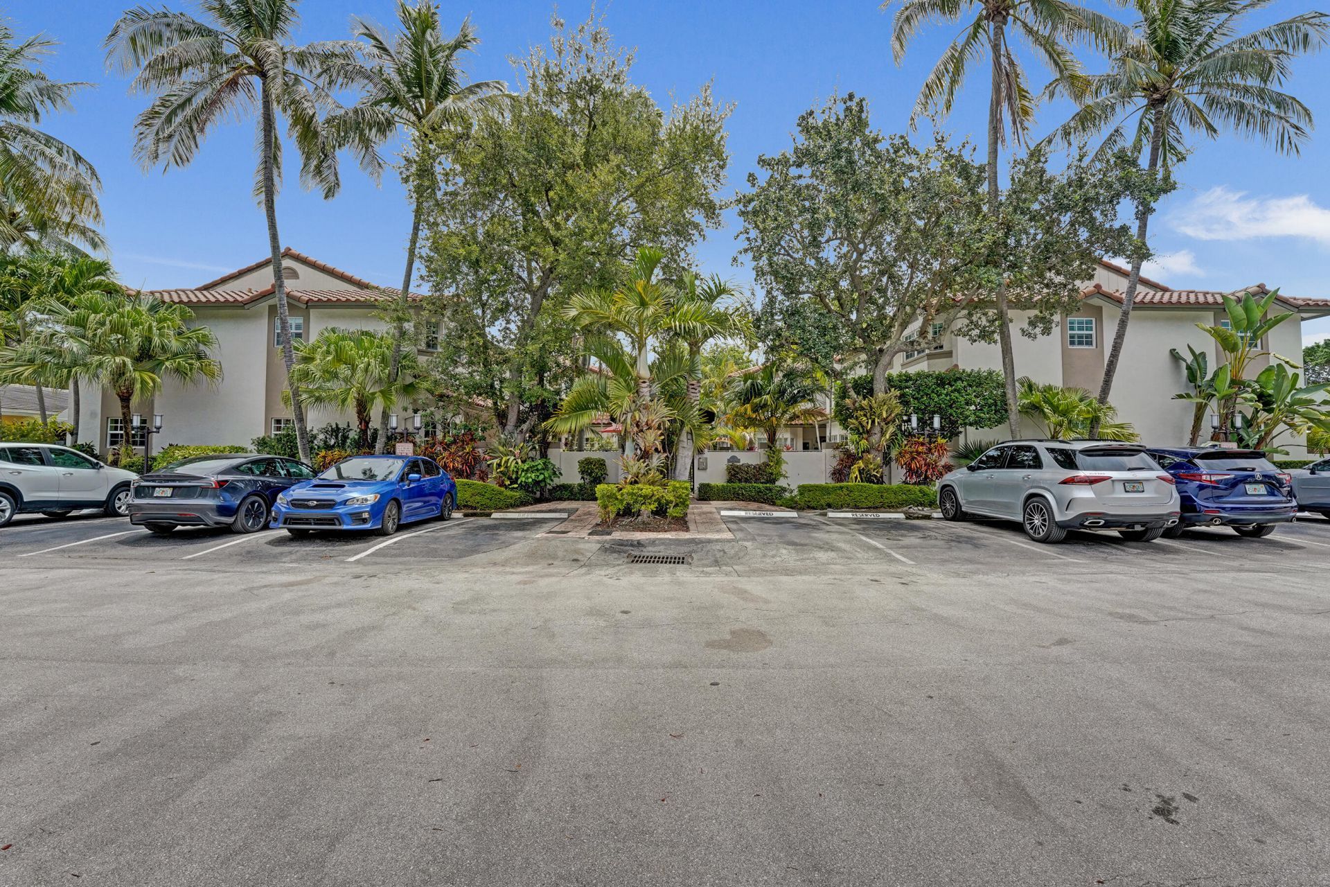620 NE 9th Avenue, Unit 6, Fort Lauderdale, FL 33304 Photo