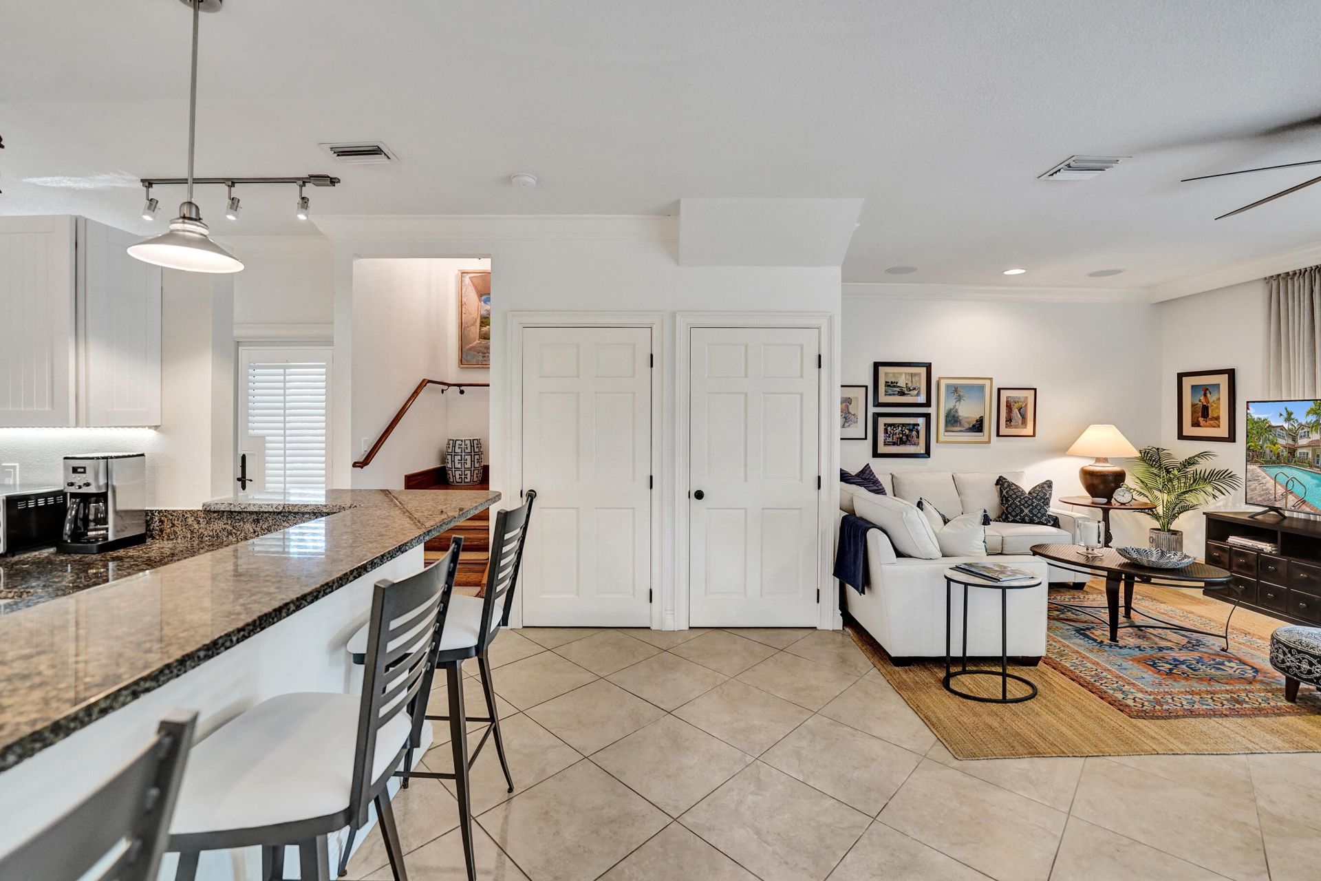 620 NE 9th Avenue, Unit 6, Fort Lauderdale, FL 33304 Photo