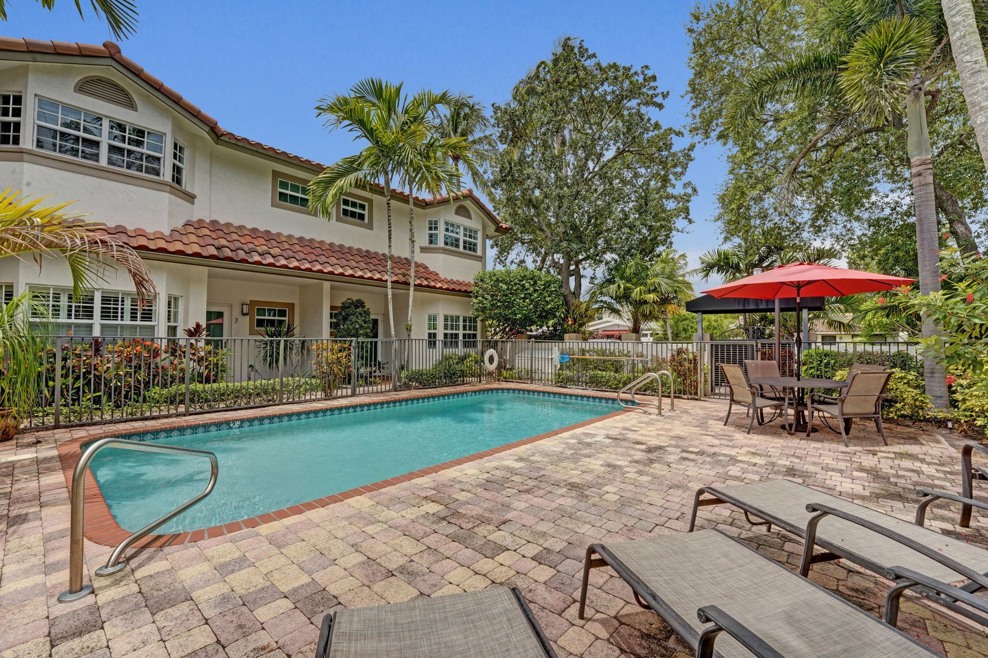 620 NE 9th Avenue, Unit 6, Fort Lauderdale, FL 33304 Photo