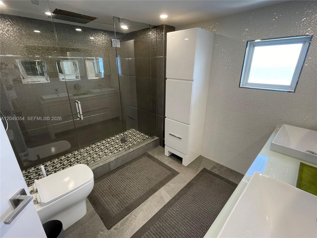 8911 Collins Ave , Unit 505, Surfside, FL 33154 Photo