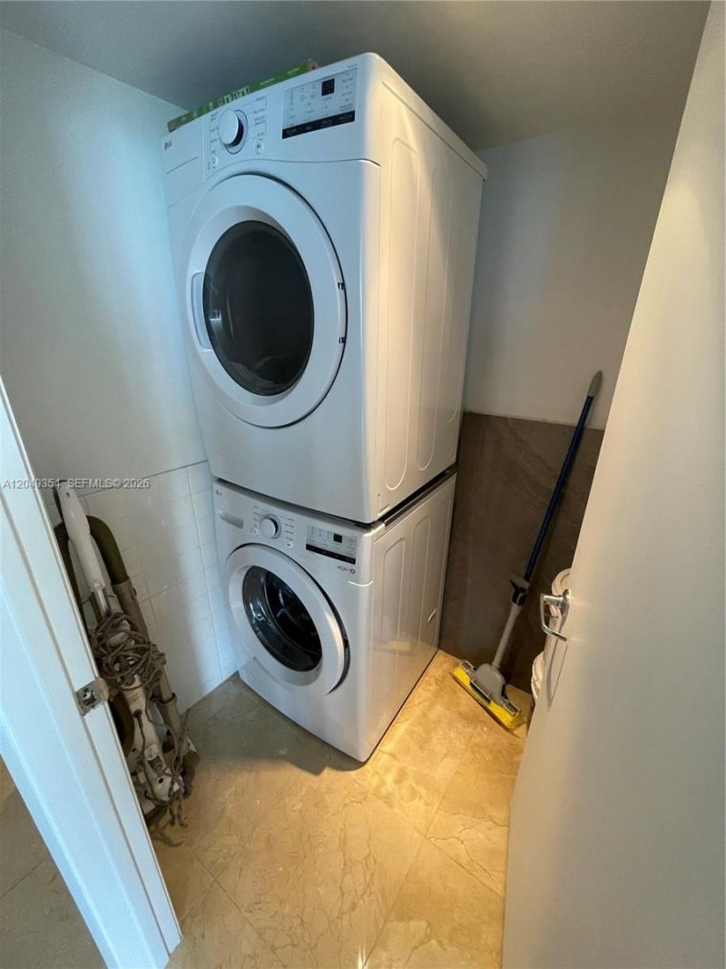 8911 Collins Ave , Unit 505, Surfside, FL 33154 Photo