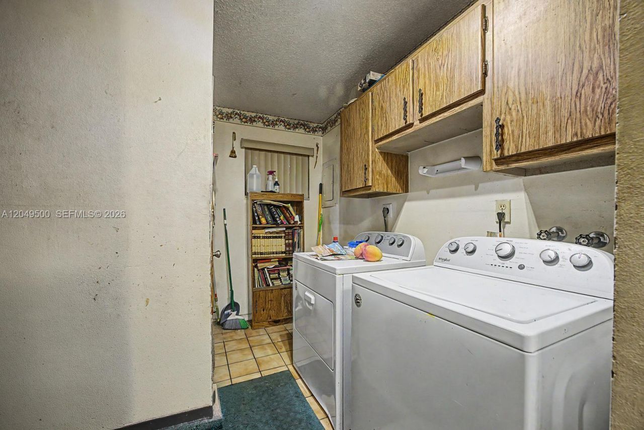 735 NW 8th Ct , Florida City, FL 33034 Photo