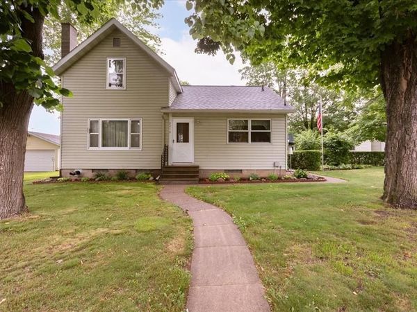 2216 3rd Street E, Menomonie, WI 54751