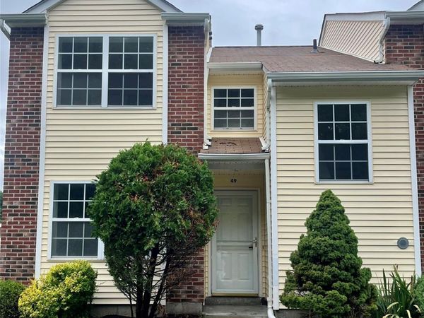 49 Woodlake Drive , Middletown, NY 10940