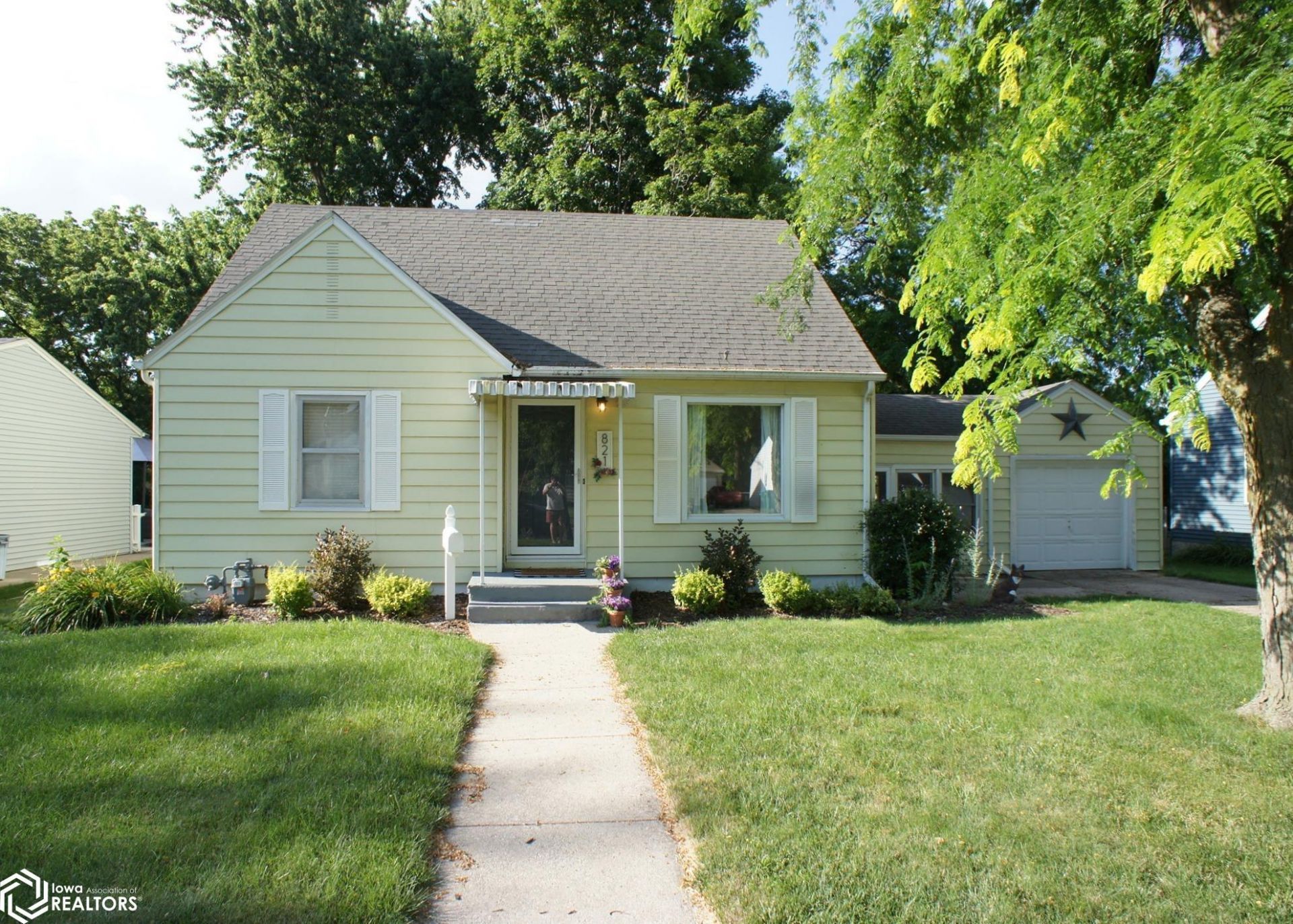 821 Webster Street, Webster City, IA 50595 Main Photo
