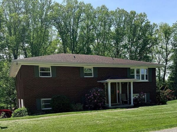 1008 Kirby Road, Milton, WV 25541